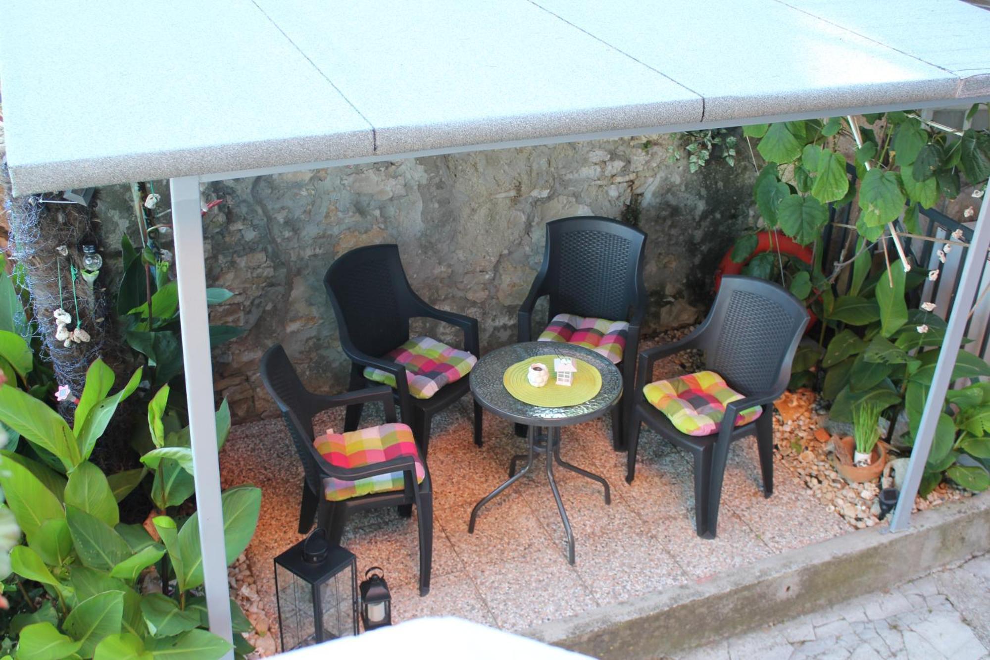 Subcastrum Apartment